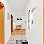 アパート Bege Apartments: & Work
