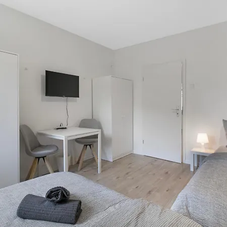 アパート Bege Apartments: & Work