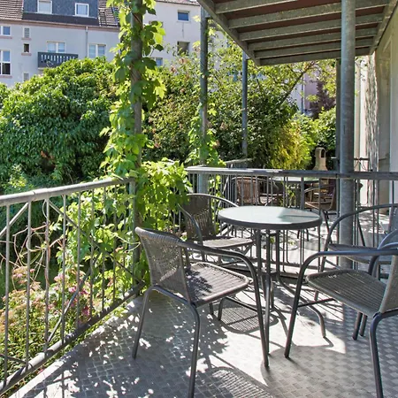 Bege Apartments: & Work Apartment Gelsenkirchen