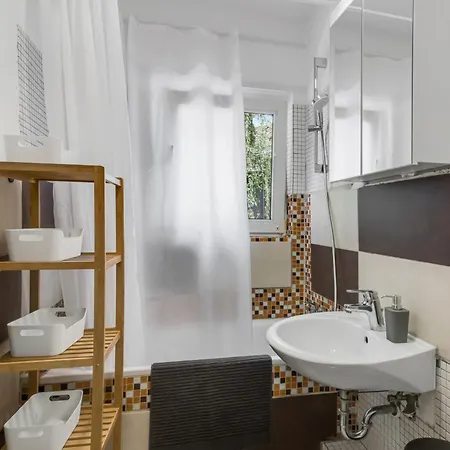 Bege Apartments: & Work