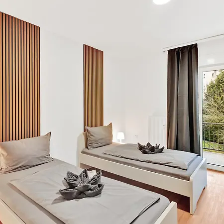 Bege Apartments: & Work Apartment *