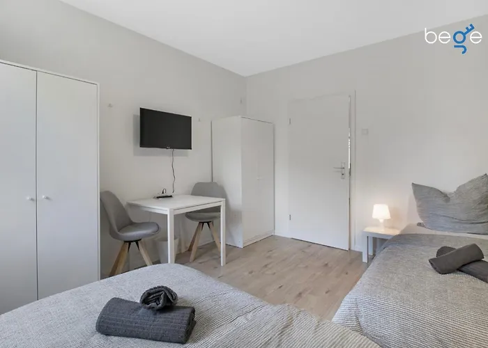 公寓 Bege Apartments: & Work