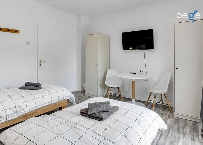 Bege Apartments: & Work 公寓 *